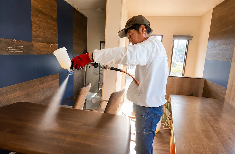 店内の光触媒コーティング